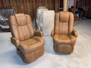 Villa Captains Chairs Overstock 12
