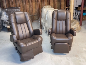 Villa Captains Chairs Overstock 13