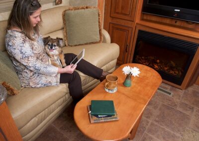 Foldable RV table