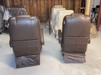 Villa Captains Chairs Overstock 13